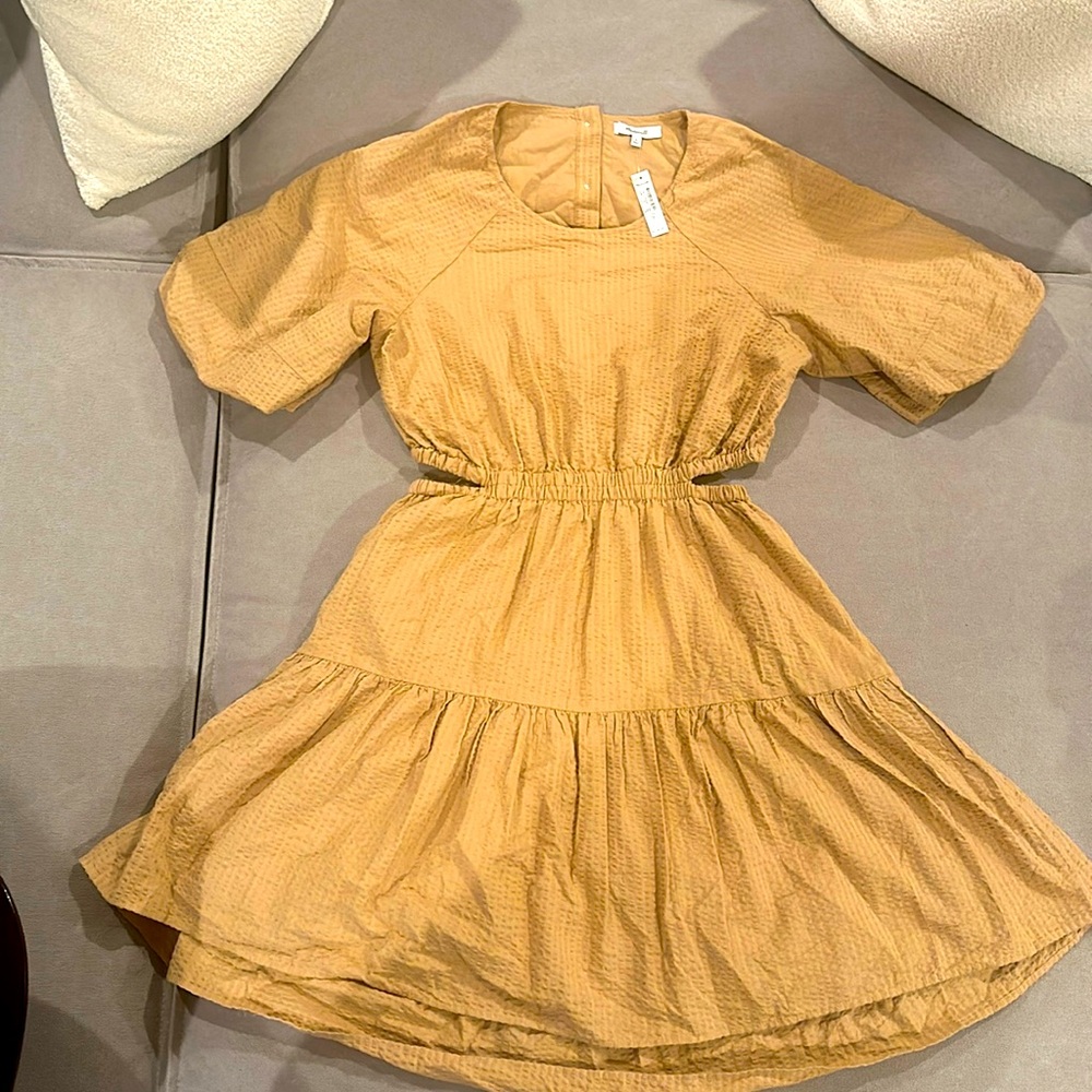 NWT MADEWELL Tan mini puff sleeve cutout dress